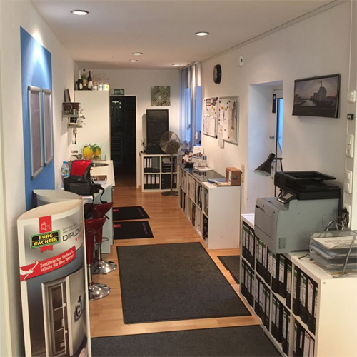 MAH Store Eröffnung am Hauptsitz